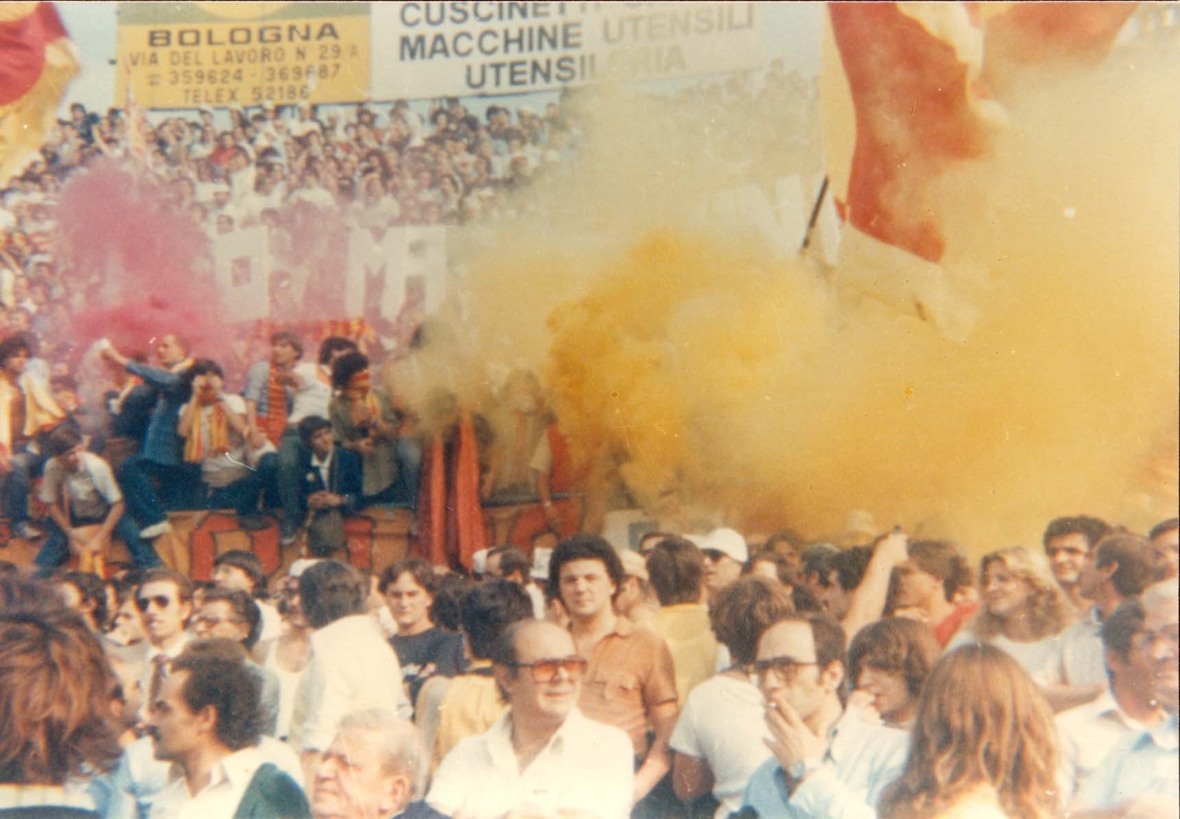 Tifosi giallorossi a Bologna