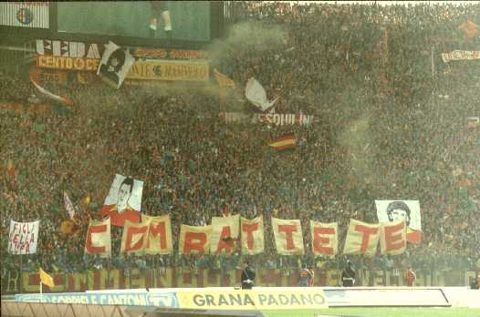 La coreografia della Curva Sud