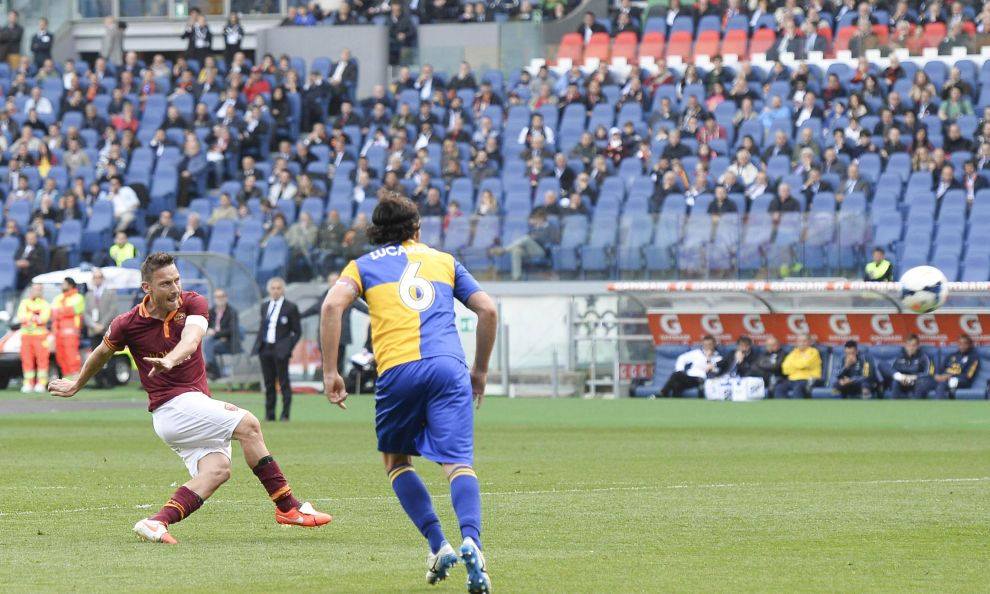 20 gol di Totti al Parma